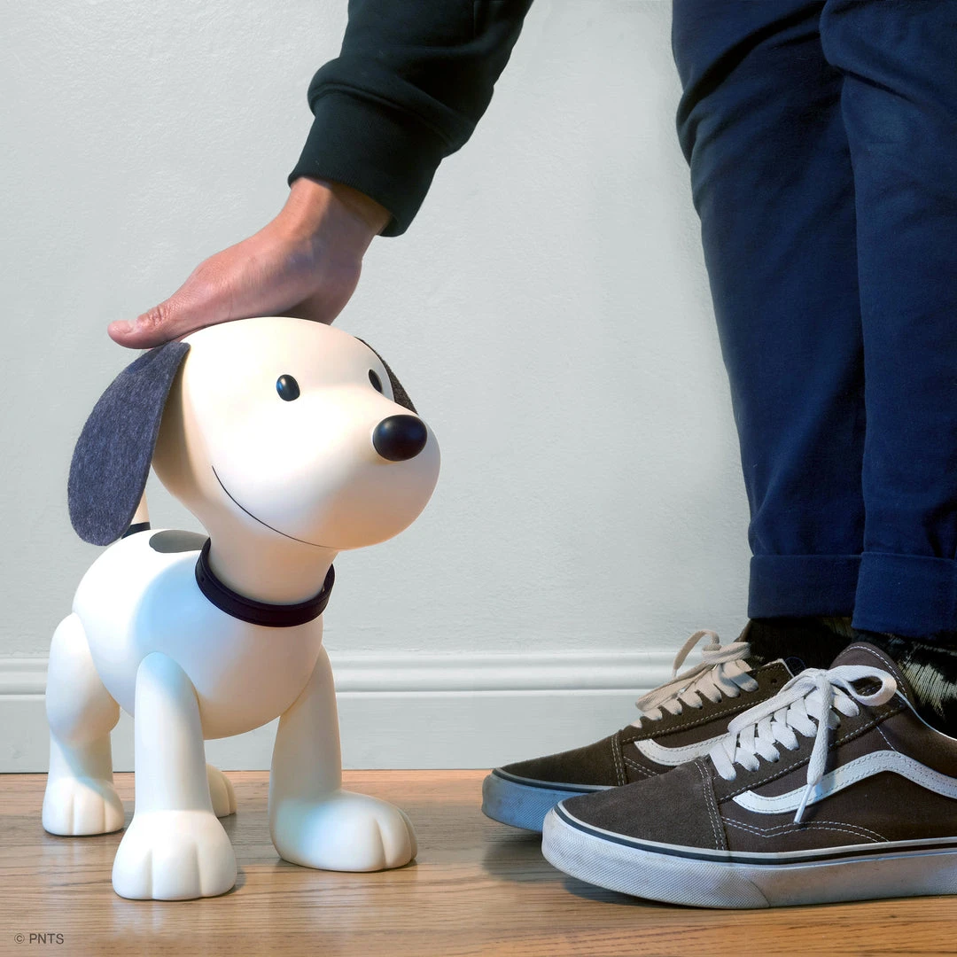 Super7 Peanuts Supersize - Snoopy (Newsprint Grayscale) 5 Super7 Peanuts Supersize - Snoopy (Newsprint Grayscale)