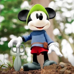 Super7 Disney Supersize - Brave Little Tailor Mickey Mouse