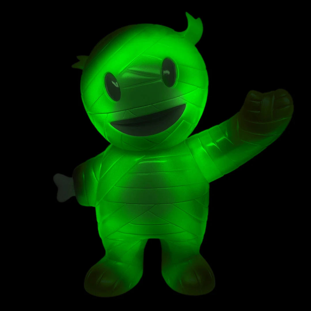 Super7 Originals Super7 Japanese Vinyl - Mummy Boy (Glow-In-The-Dark Orange Swirl) 4 Super7 Originals Super7 Japanese Vinyl - Mummy Boy (Glow-In-The-Dark Orange Swirl)